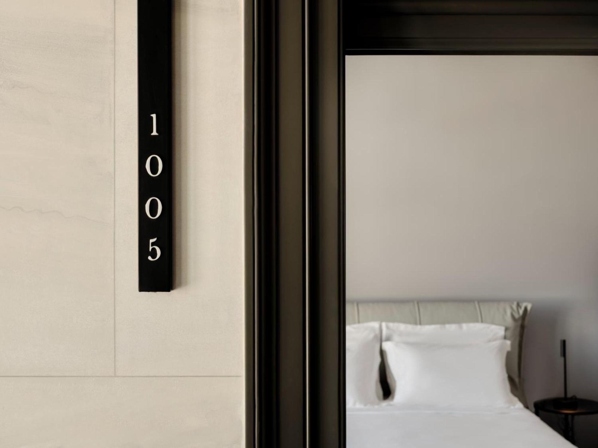 Argini Syros Hotel Ermoupoli Room photo
